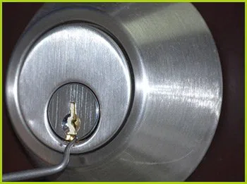 Expert Locksmith Services Pomona, CA 626-391-3768 - 7-broken-key